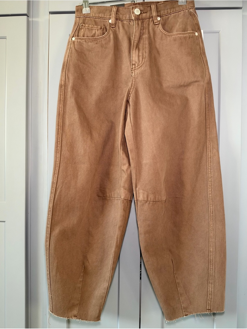 BLANKNYC High-Waist Wide Leg Barrel Jeans in Brown Size 25